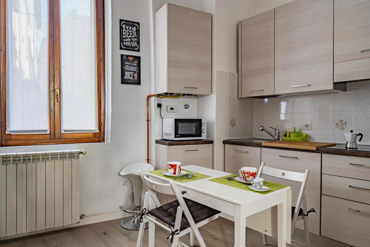 Milano, La Casetta Di Beatrice - By Host4U Exteriér fotografie
